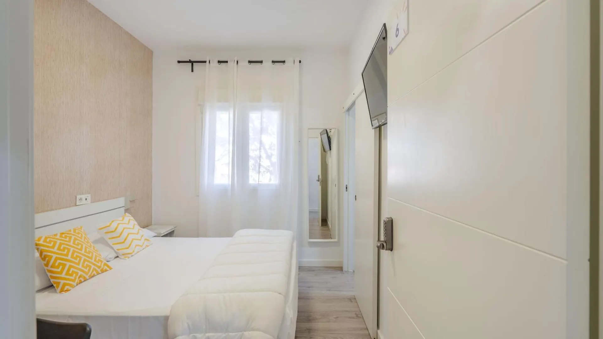 *** Bed and Breakfast Bf Rooms Almeria Centro Ισπανία