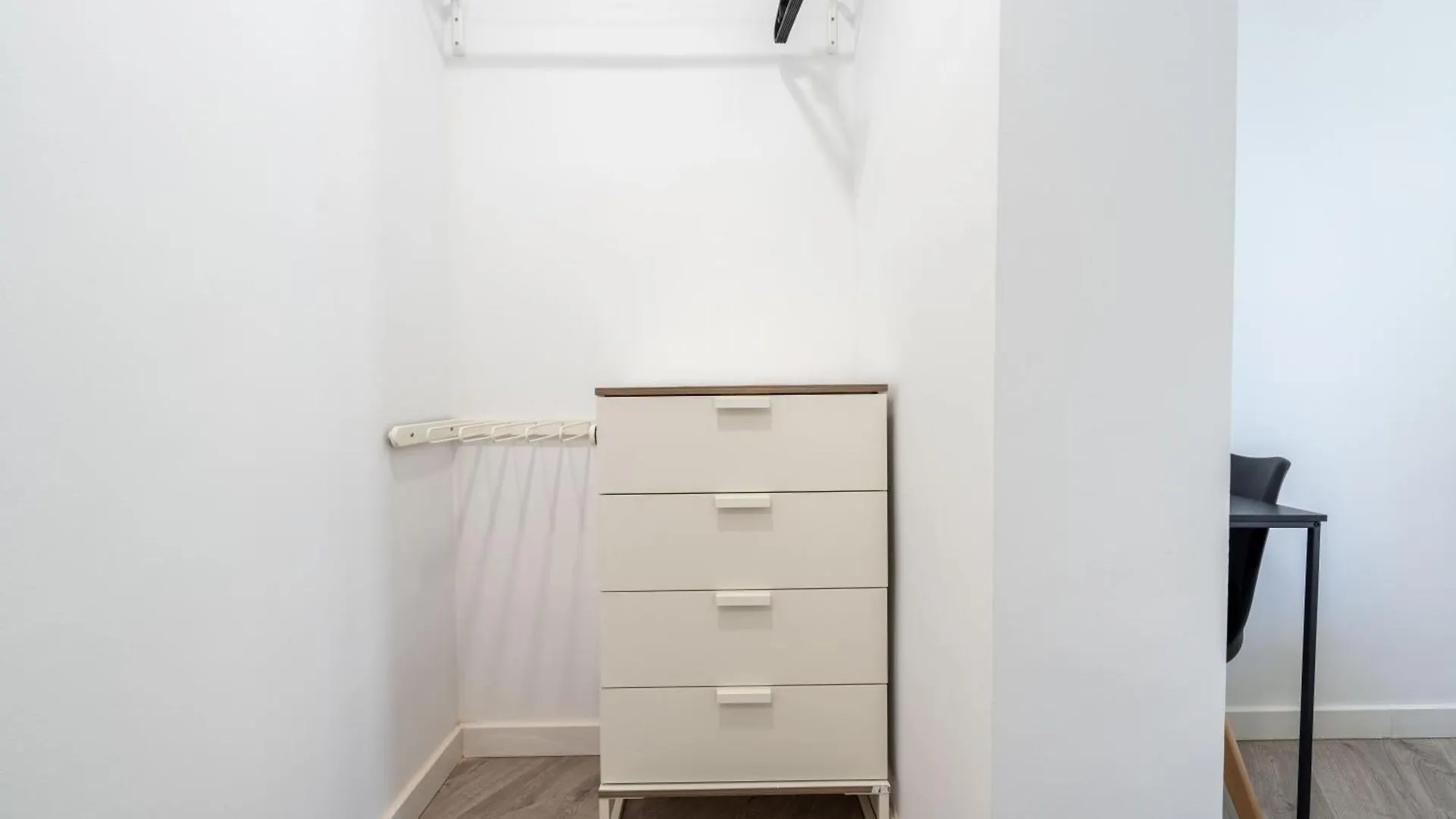 Bf Rooms Almeria Centro Bed and Breakfast