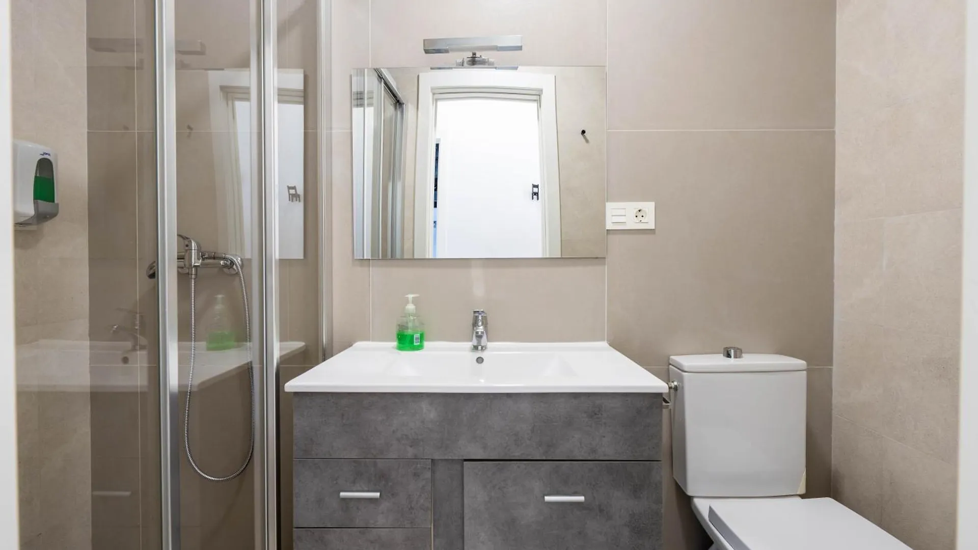 Bf Rooms Almeria Centro