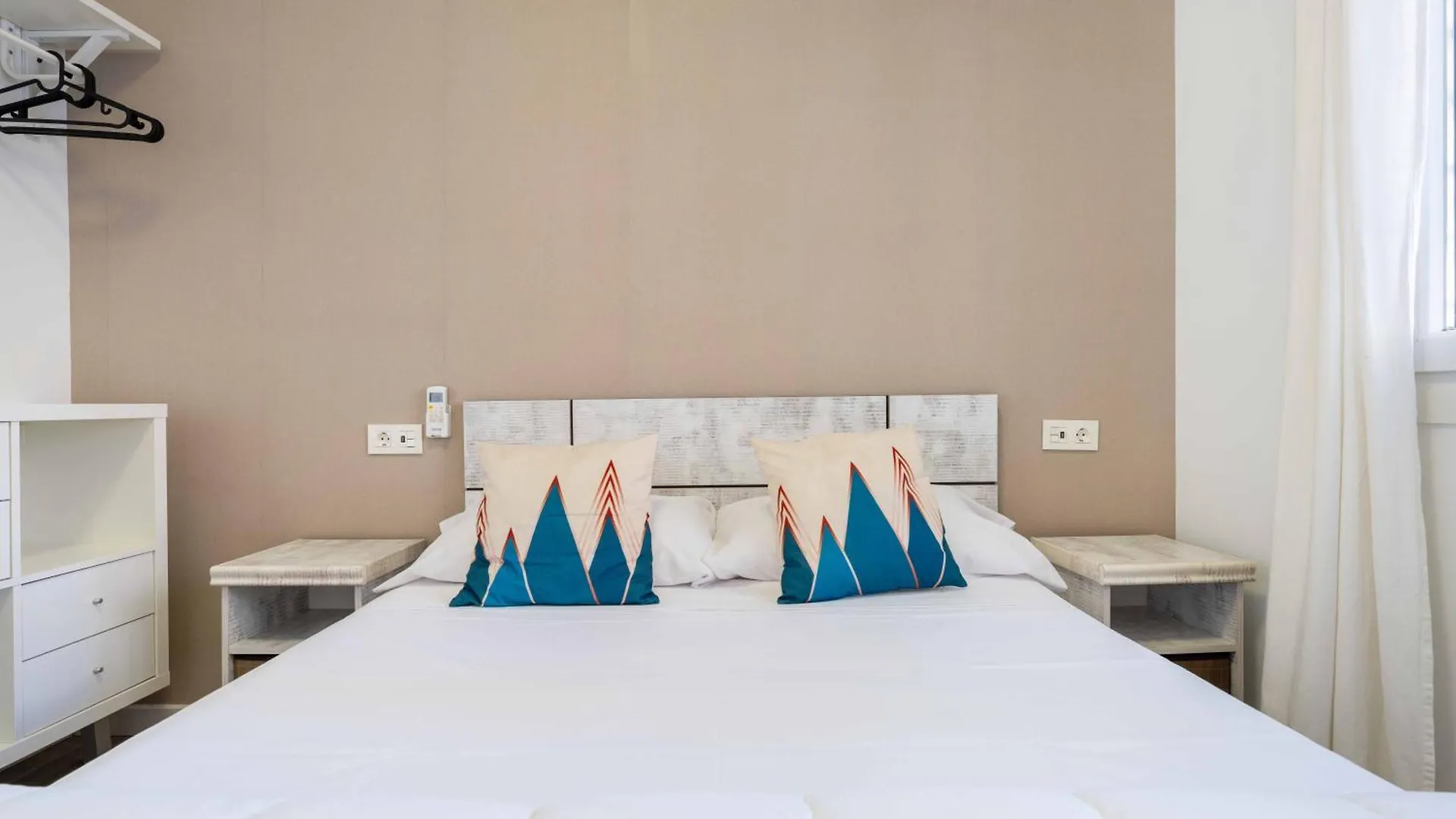 Bf Rooms Almeria Centro