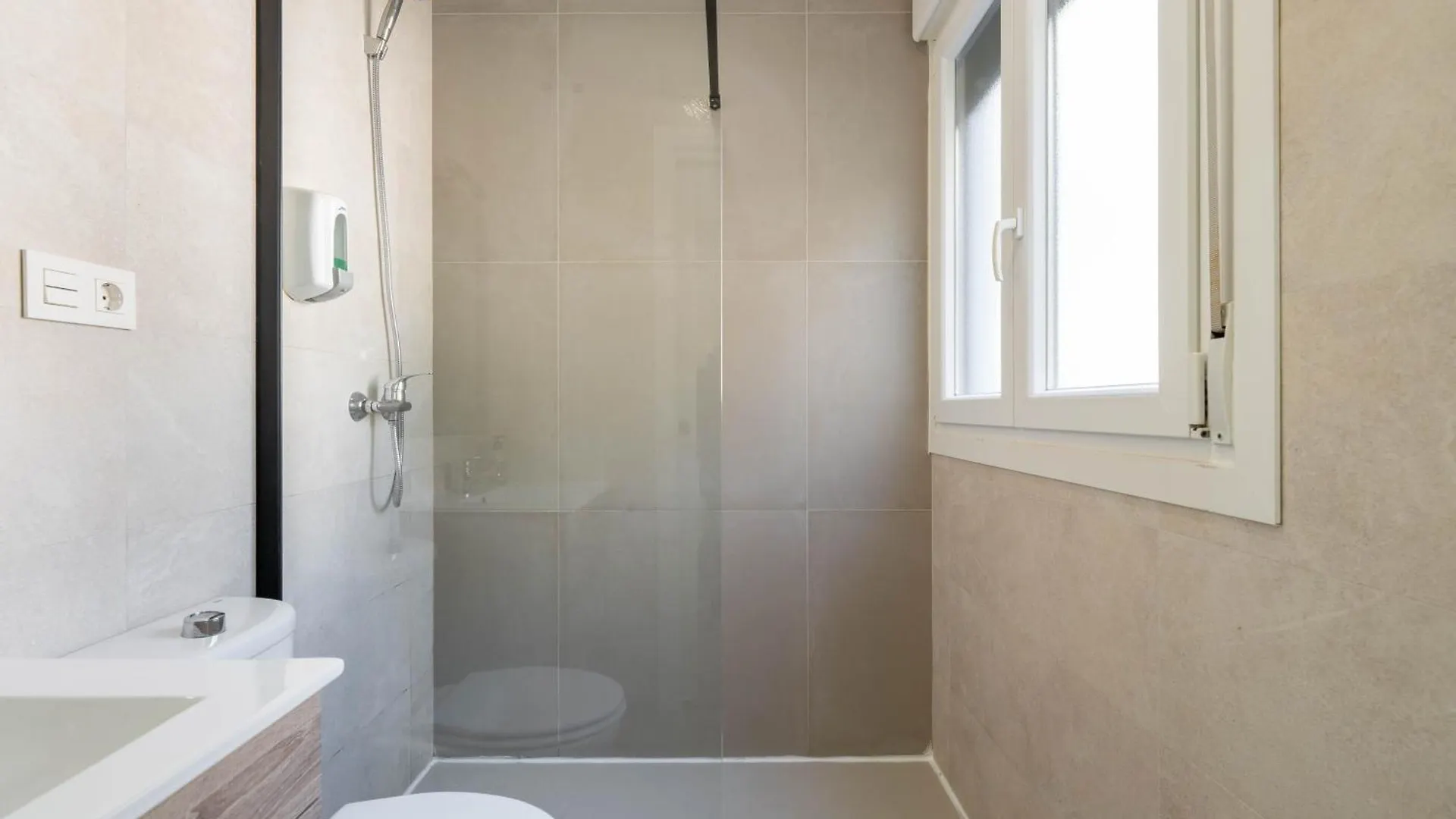 Bed and Breakfast Bf Rooms Almeria Centro