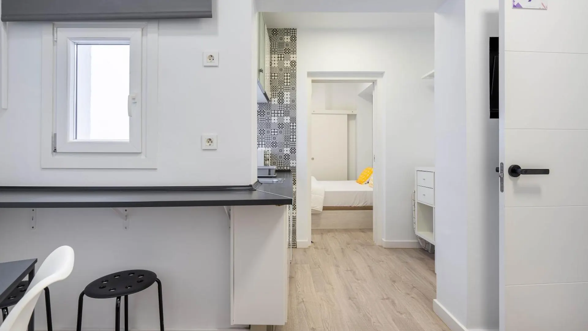 Bf Rooms Almeria Centro Bed and Breakfast