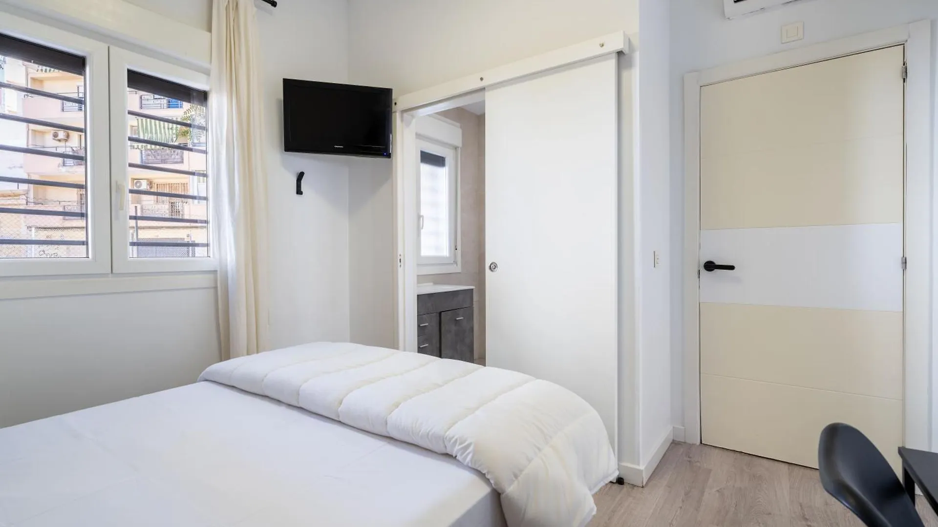 Bed and Breakfast Bf Rooms Almeria Centro